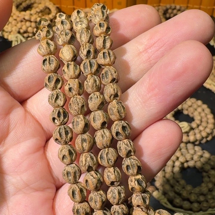 ****傅吊坠柏香籽/百香籽魔窟乱鬼