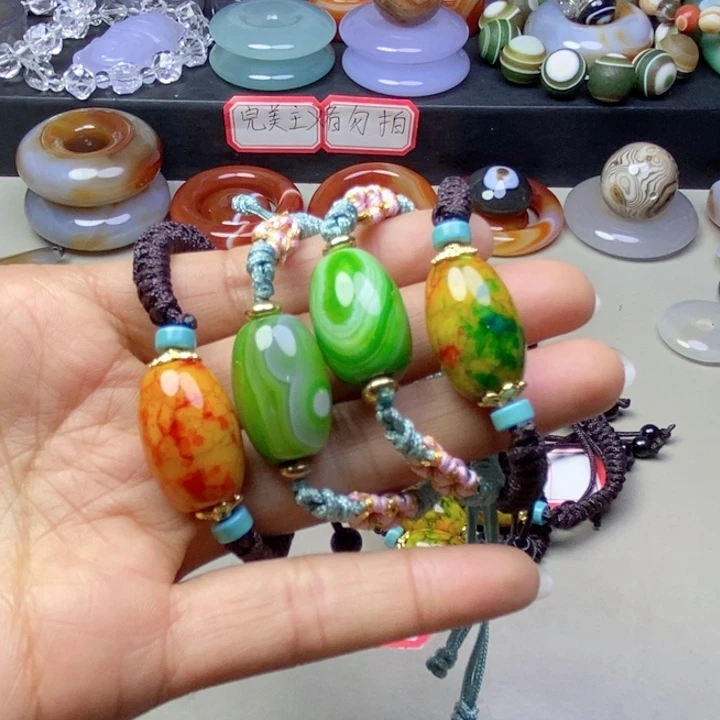 玛瑙/玉髓颈饰未镶嵌