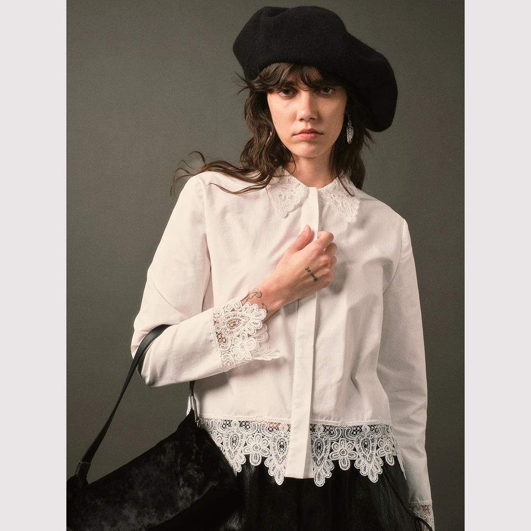 TOPCLOSET  法式浪漫优雅重工蕾丝花边拼接天丝棉混纺白衬衫7540