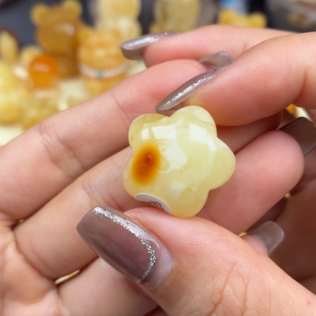 琥珀未镶嵌裸石蜜蜡