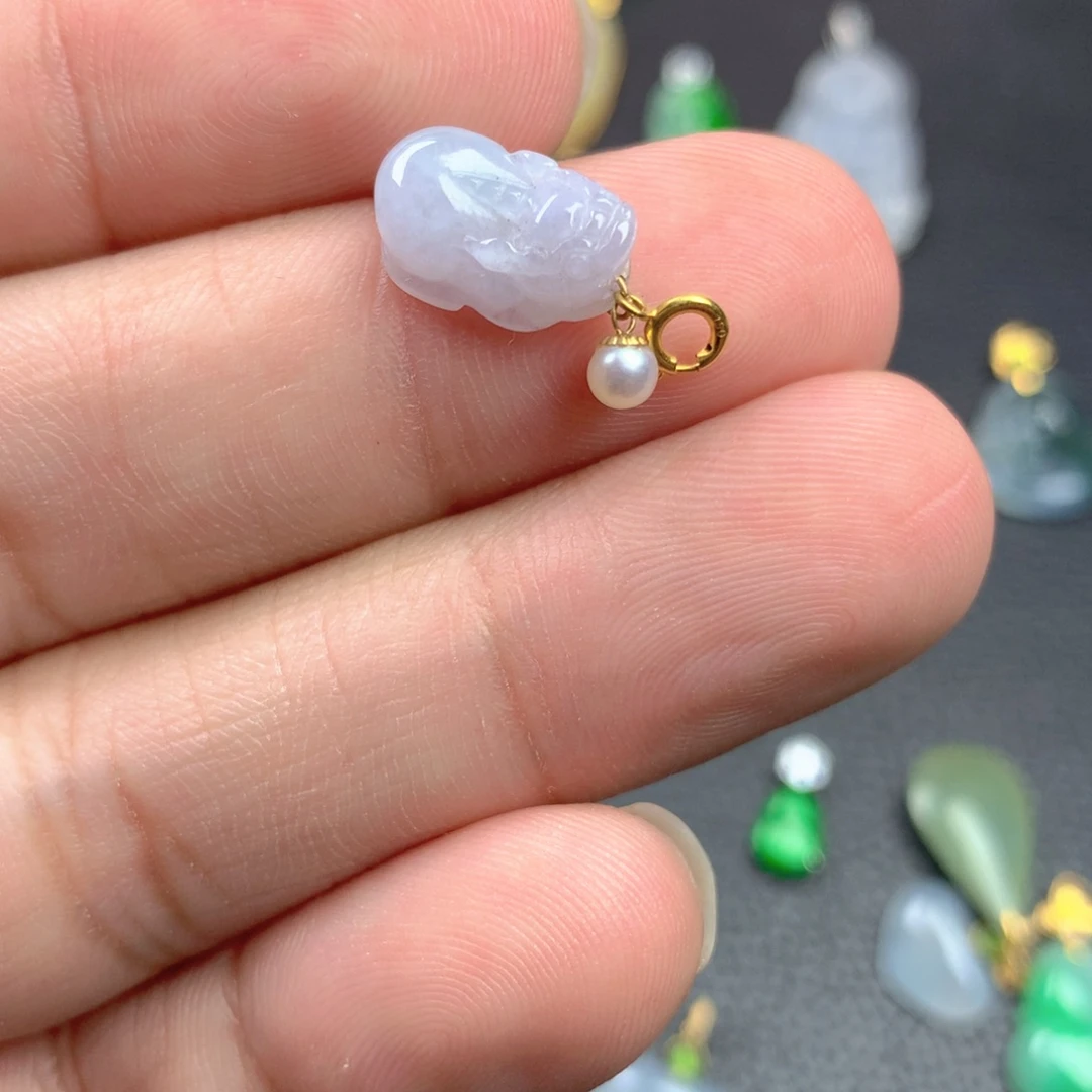 【闪购商品】颈饰18K金镶嵌翡翠翡翠