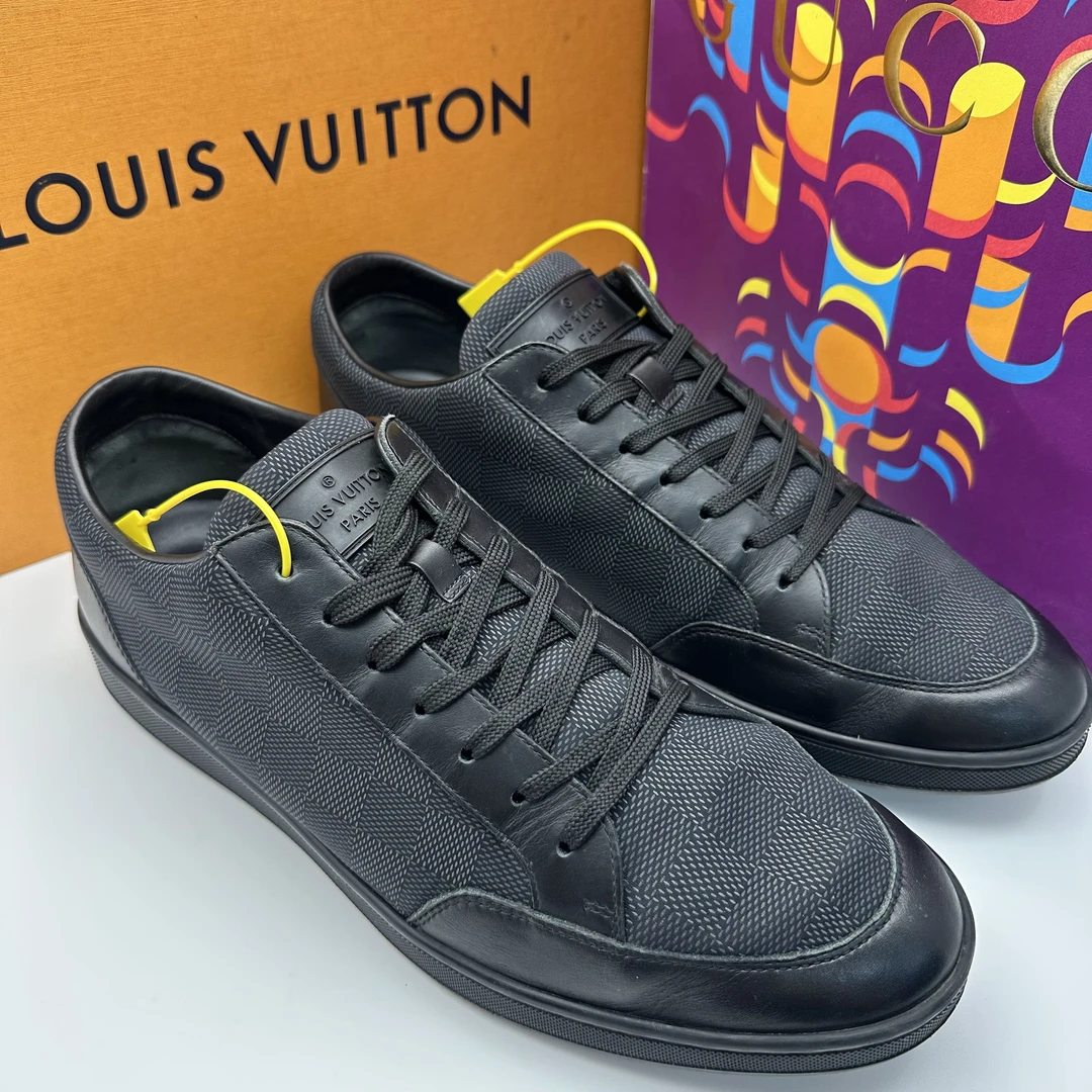95新 LouisVuitton/路易威登 41.5欧码/黑色棋盘格时尚休闲板鞋