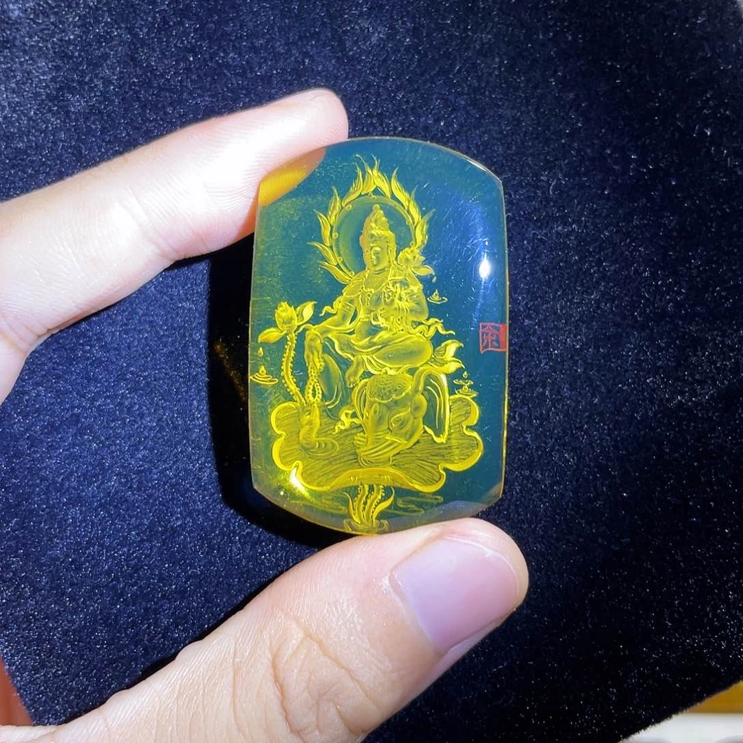 琥珀颈饰未镶嵌蓝珀普贤菩萨阴雕吊坠
