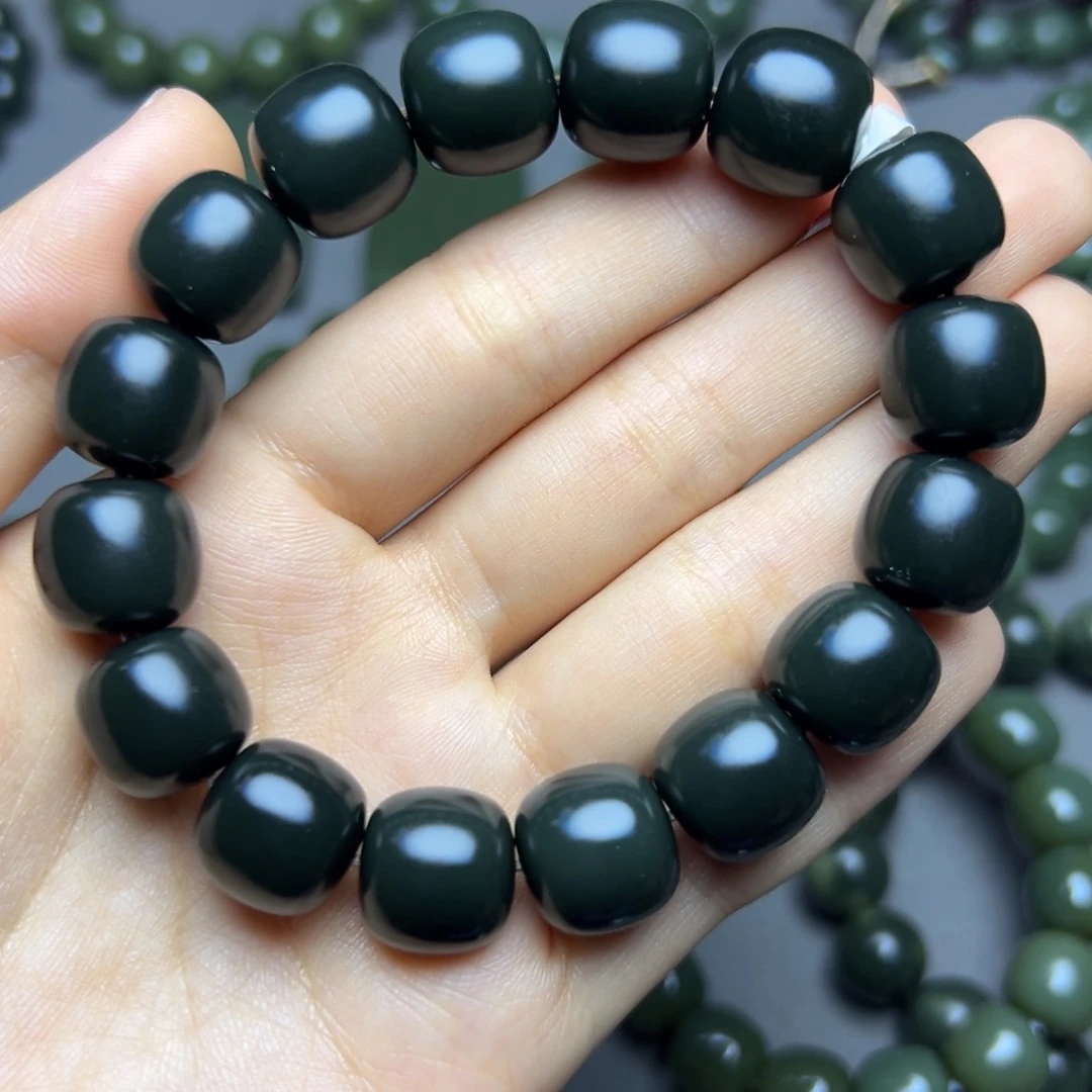 老***沈和田玉未镶嵌手链