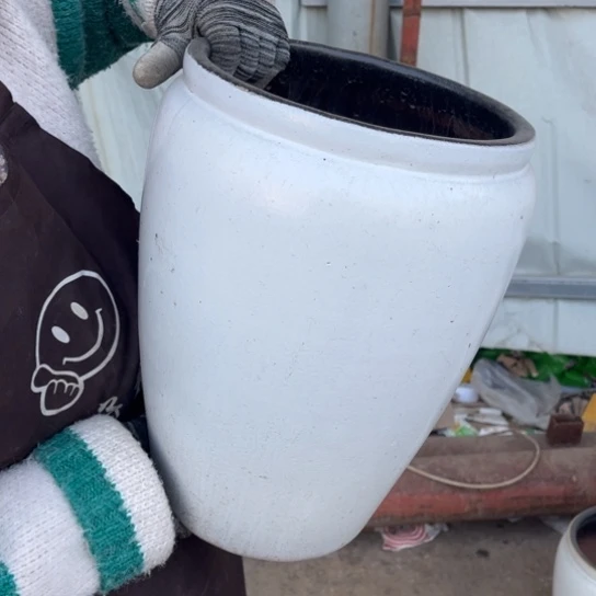 红陶口24高37瑕疵