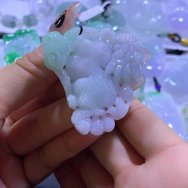 颈饰未镶嵌翡翠天然翡翠A货吊坠