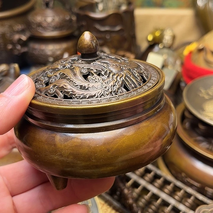 精美铜器批发档口