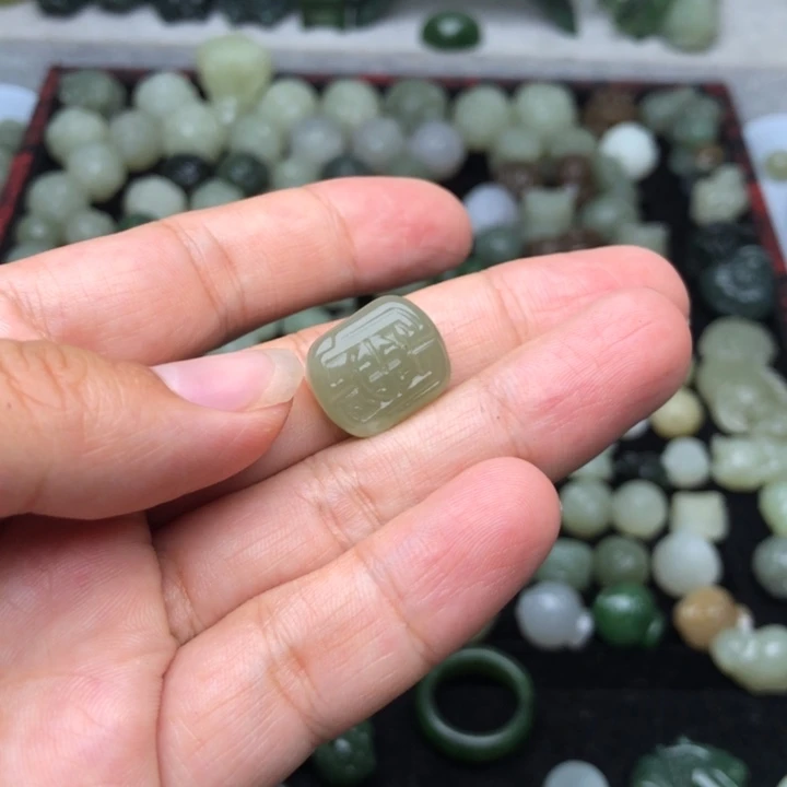 【闪购商品】和田玉未镶嵌颈饰