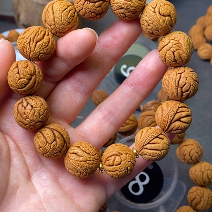 文玩核桃吊坠秦岭野生龙纹桃核18
