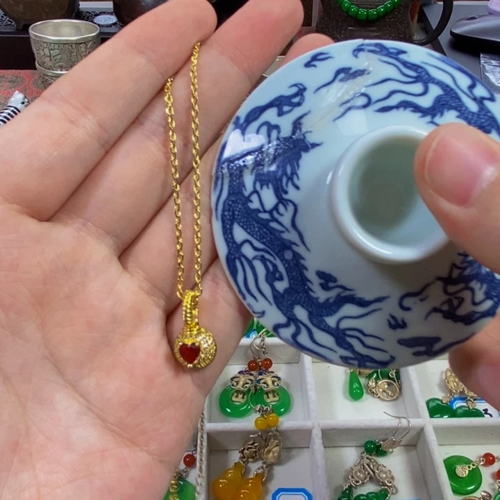 瓷片哈哈哈哈哈哈哈哈哈哈吧