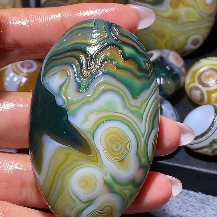 玛瑙/玉髓未镶嵌珠宝奇石10