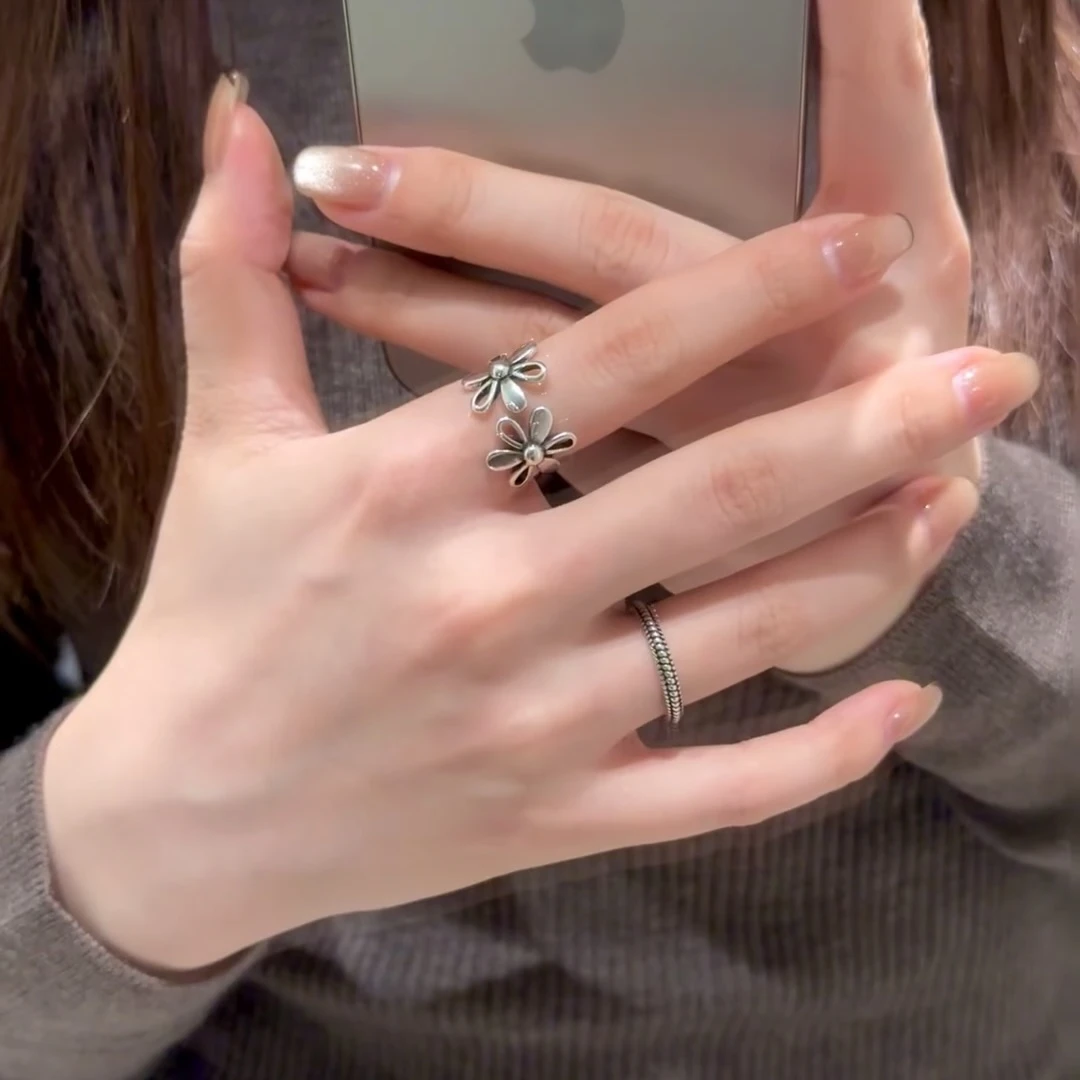 花朵复古重工戒指女ins潮流小众设计冷淡风个性做旧个性开口可调