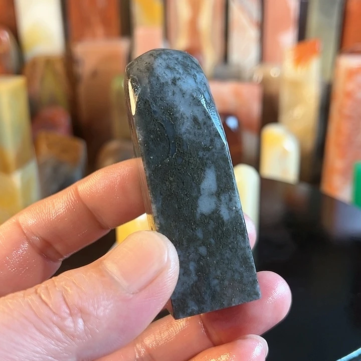 寿山石印石米***唧寿山印石