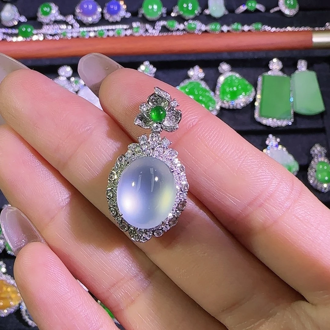 吊坠(不含链)18K金镶嵌翡翠