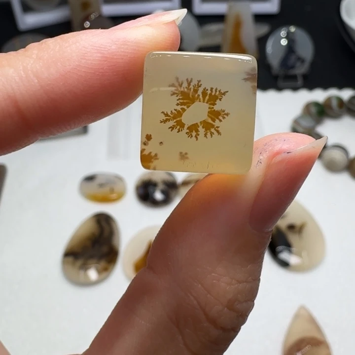 玛瑙/玉髓未镶嵌摆件