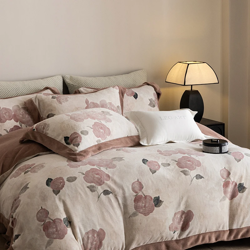 LA 8897 新款高克重加厚保暖牛奶绒印花四件套 暖煦