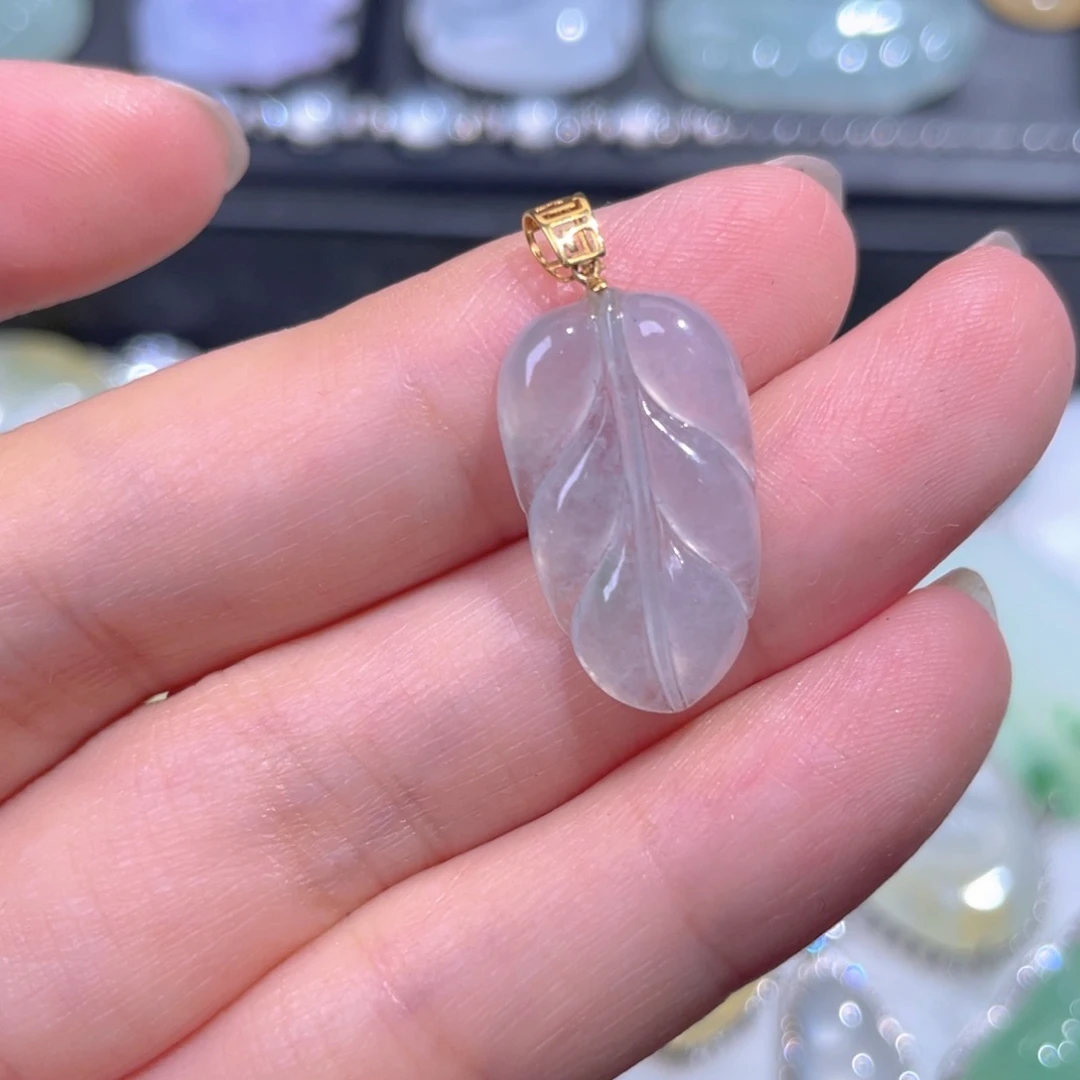 颈饰18K金镶嵌翡翠翡翠