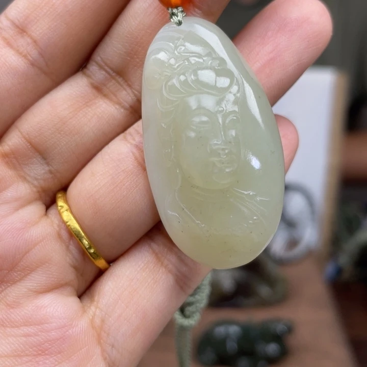 颈饰未镶嵌和田玉