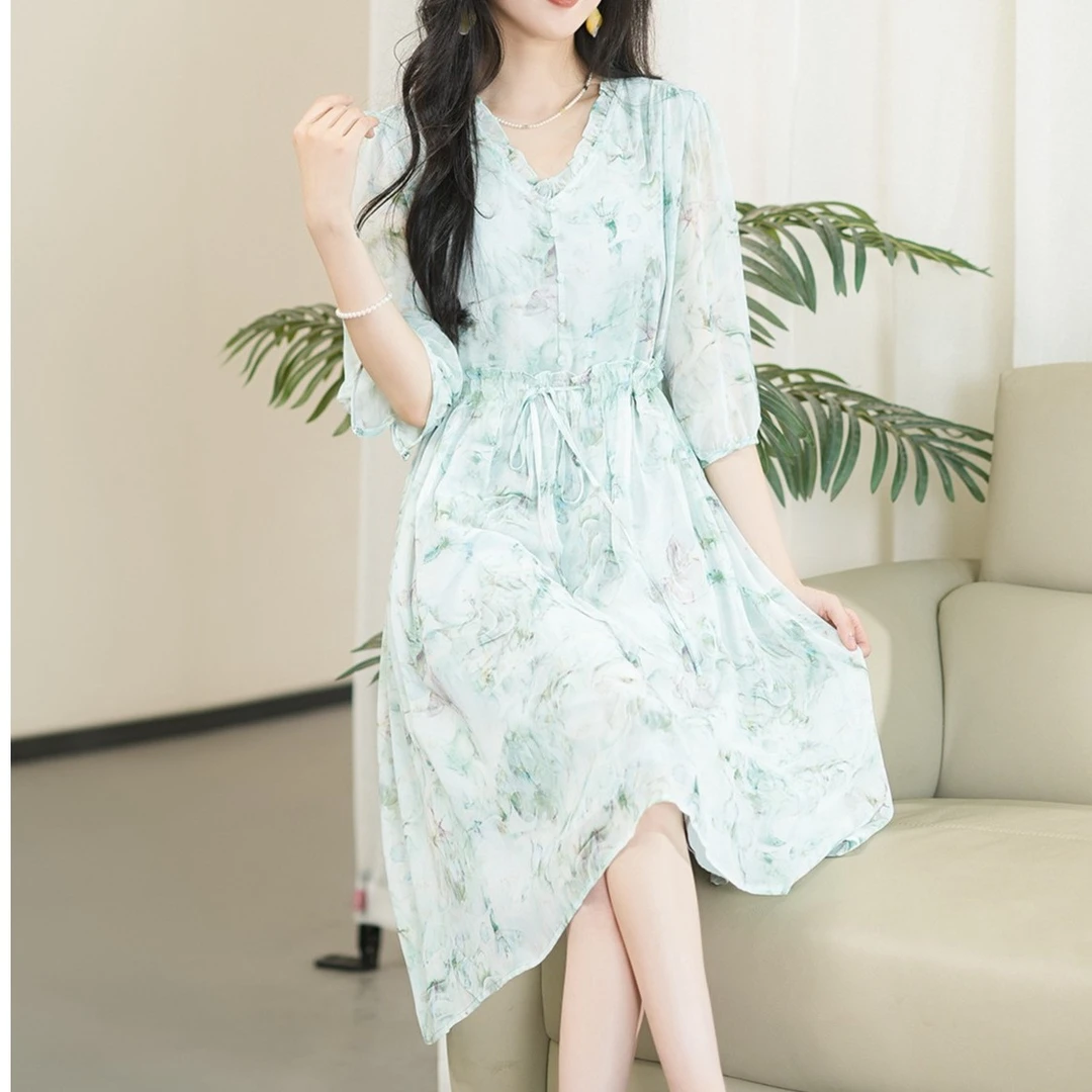 （夏日拾光）夏季凉爽透气桑蚕丝2025扎染显瘦高腰遮肚子高端连衣裙