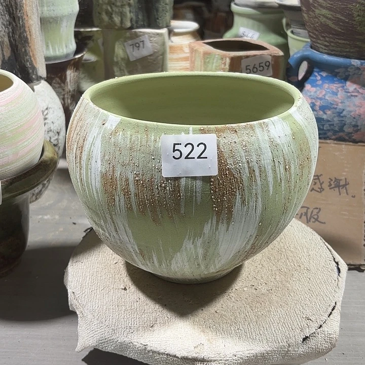 陶摆件高18，口16.5到17，有孔，522