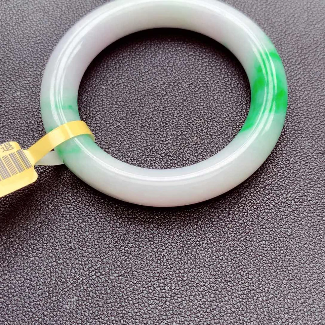 ****的翡翠未镶嵌手镯翡翠