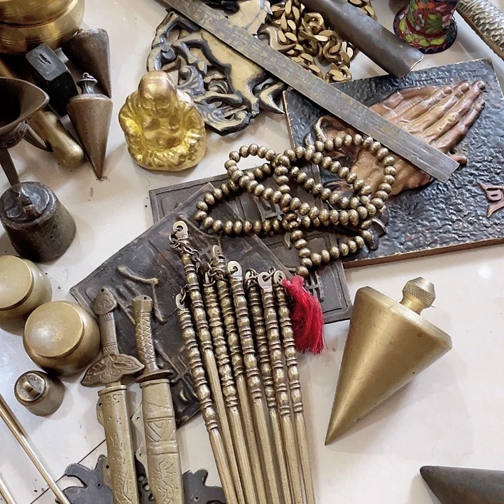 老式铜件古朴典雅别致的四双