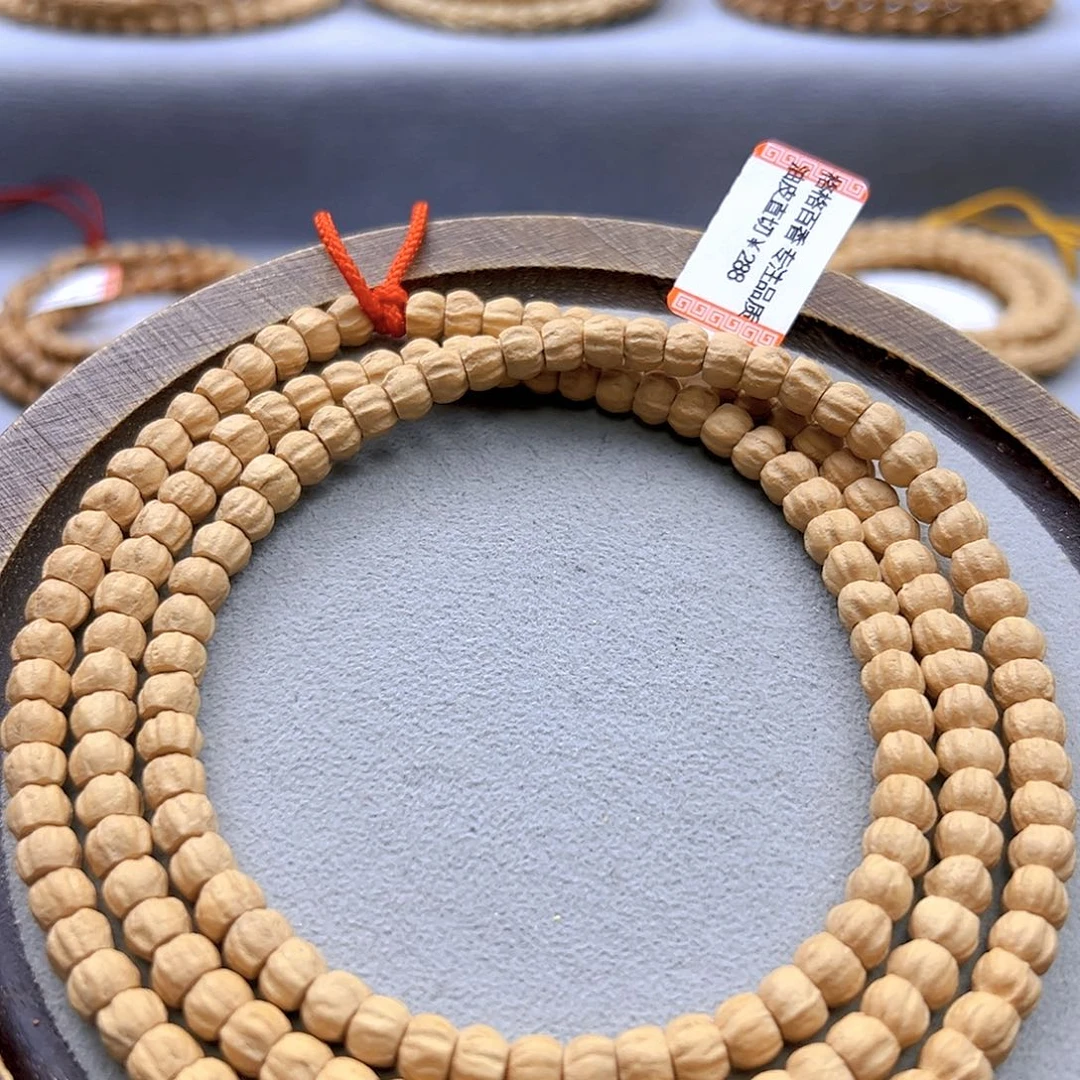 柏香籽/百香籽吊坠忧***堡