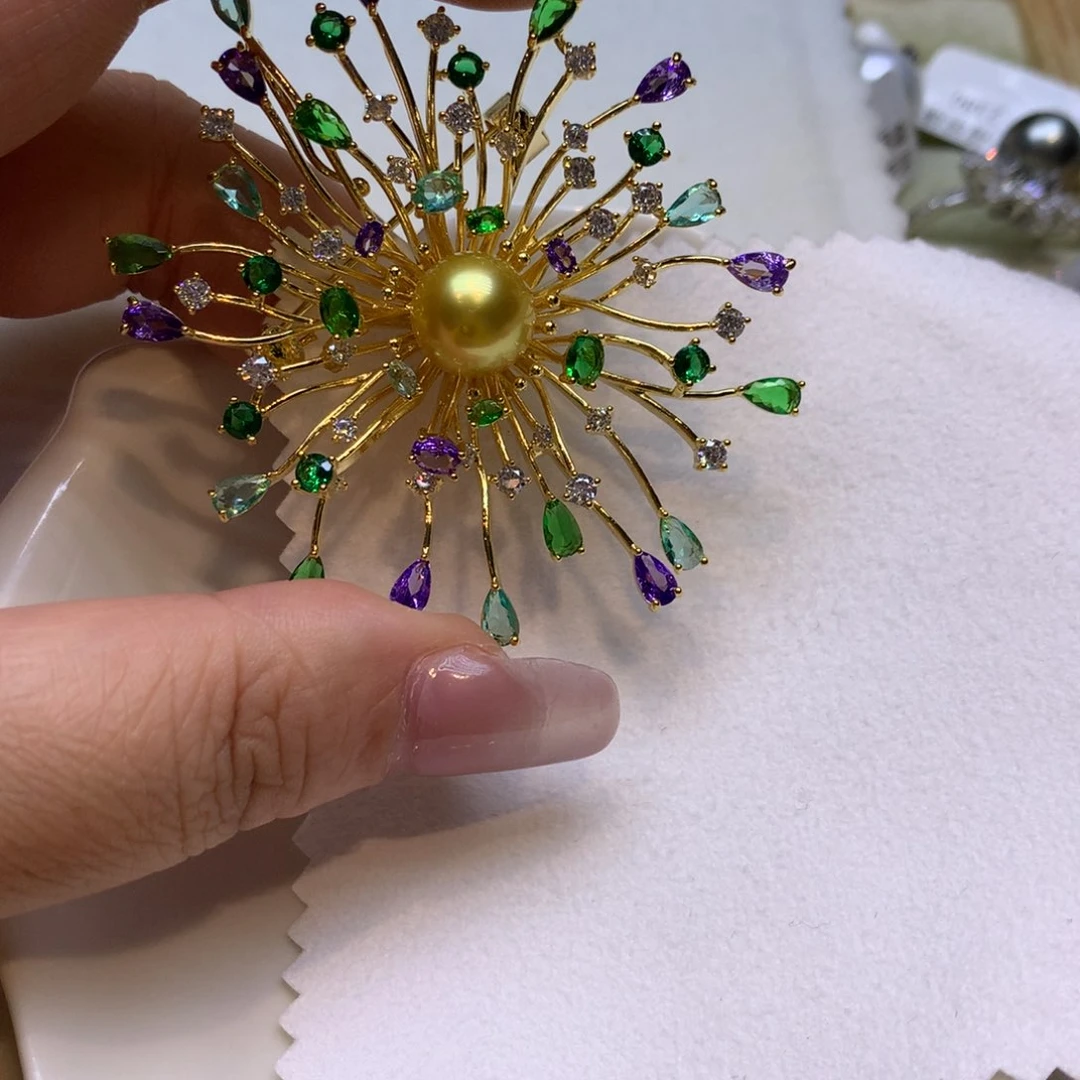 未镶嵌胸饰海水珍珠