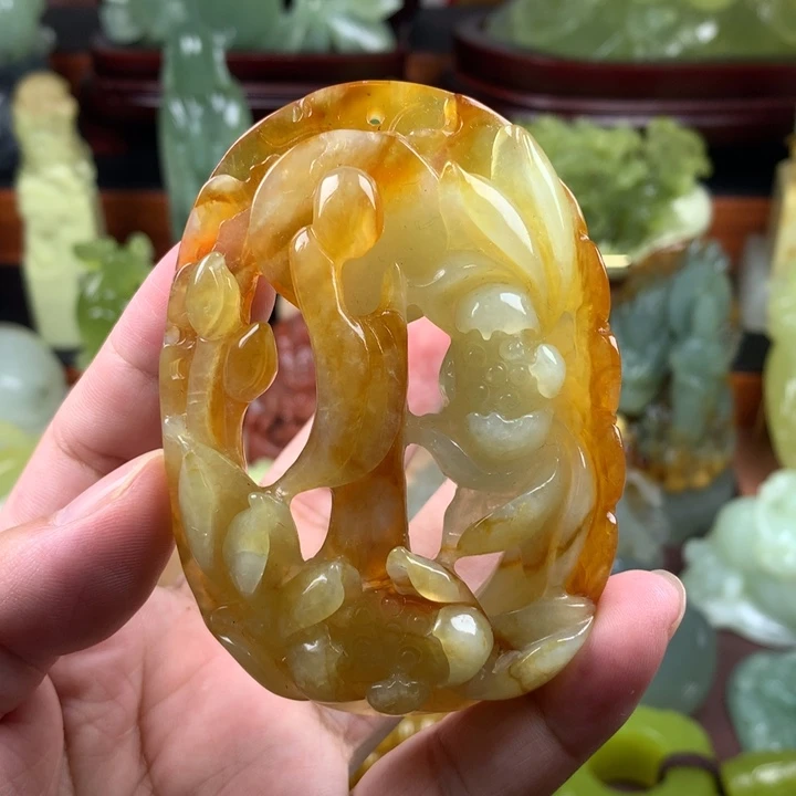 岫玉未镶嵌手把件