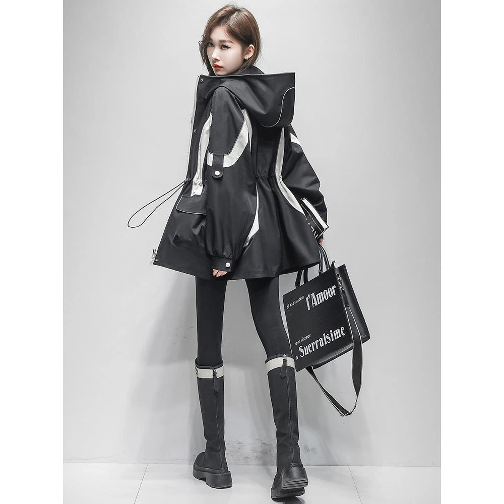 连帽户外冲锋衣女中长款2025年新款春秋收腰显瘦时尚撞色风衣外套