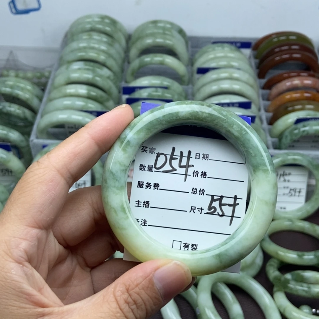 蛇纹石玉未镶嵌手链
