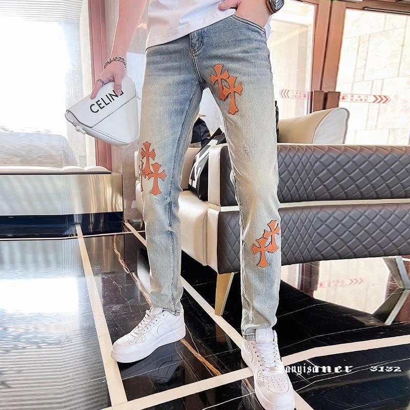欧洲站牛仔裤男2026新款时尚潮牌十字架刺绣弹力长裤潮流修身小脚