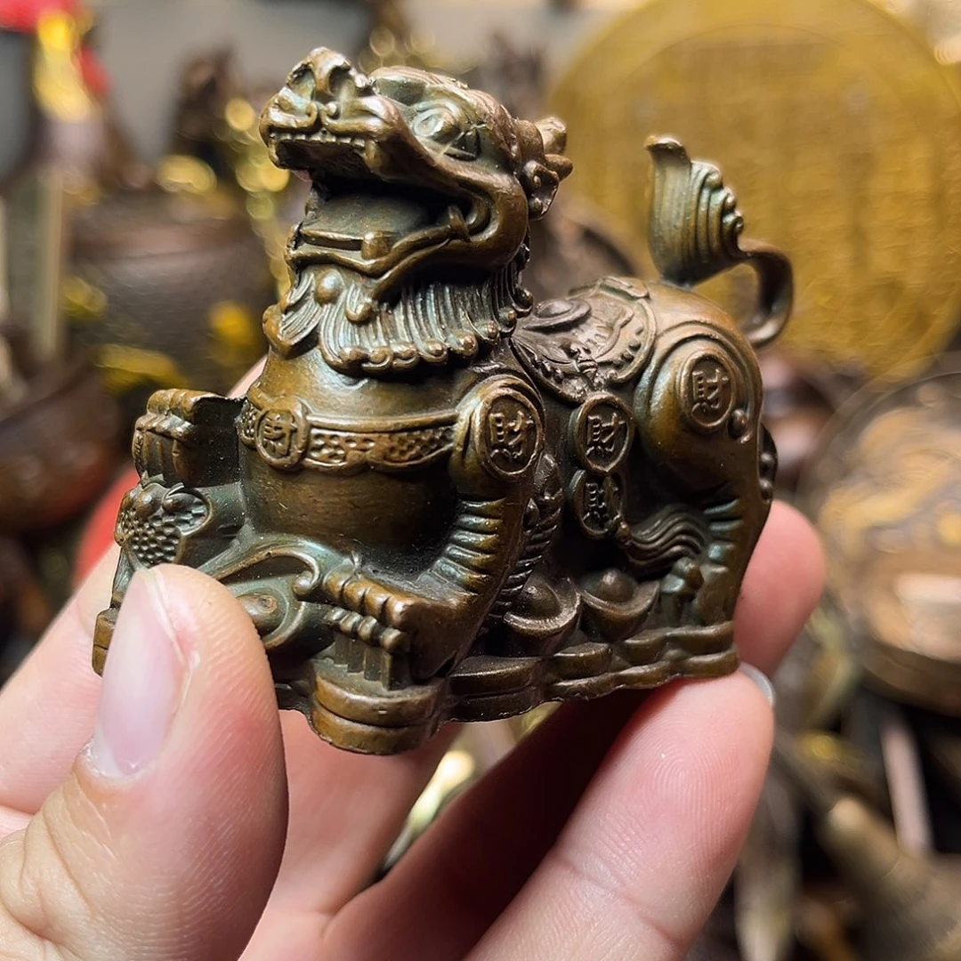 精美铜器工艺品等