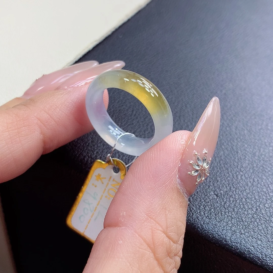 翡翠未镶嵌戒指12号