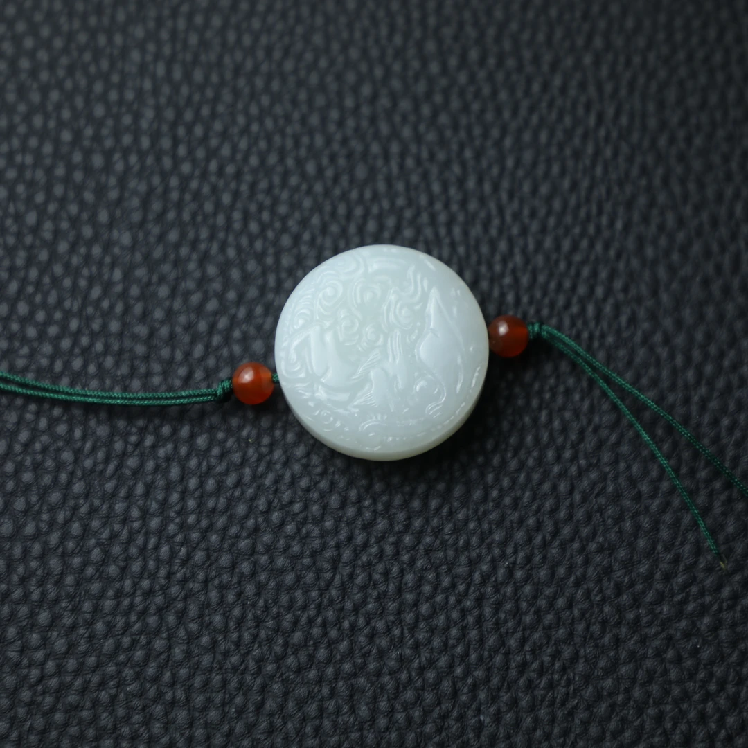 TCWWA07965创汇和田白玉龙纹挂件