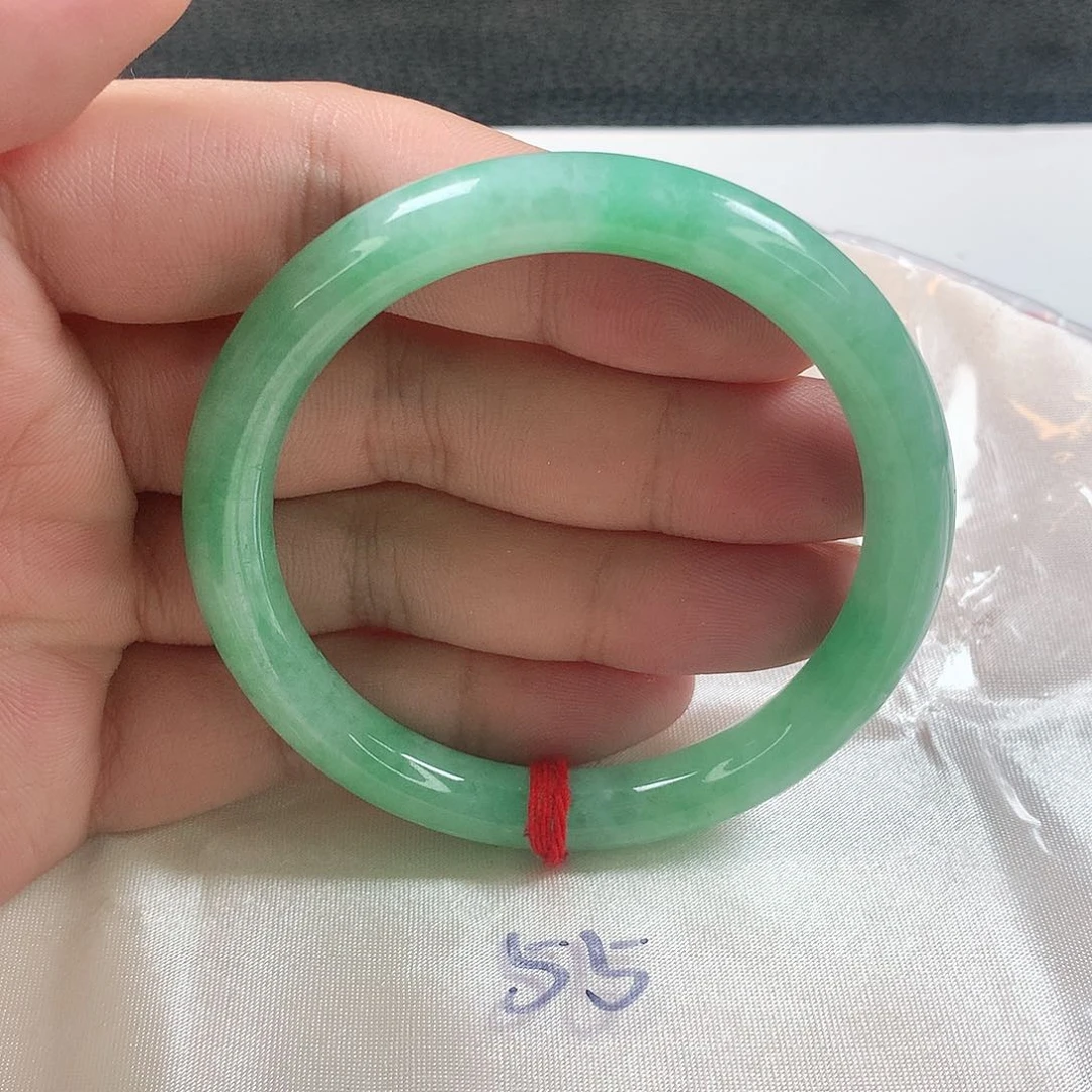 翡翠手镯（圆镯）未镶嵌323号