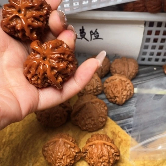 吊坠文玩核桃苹果