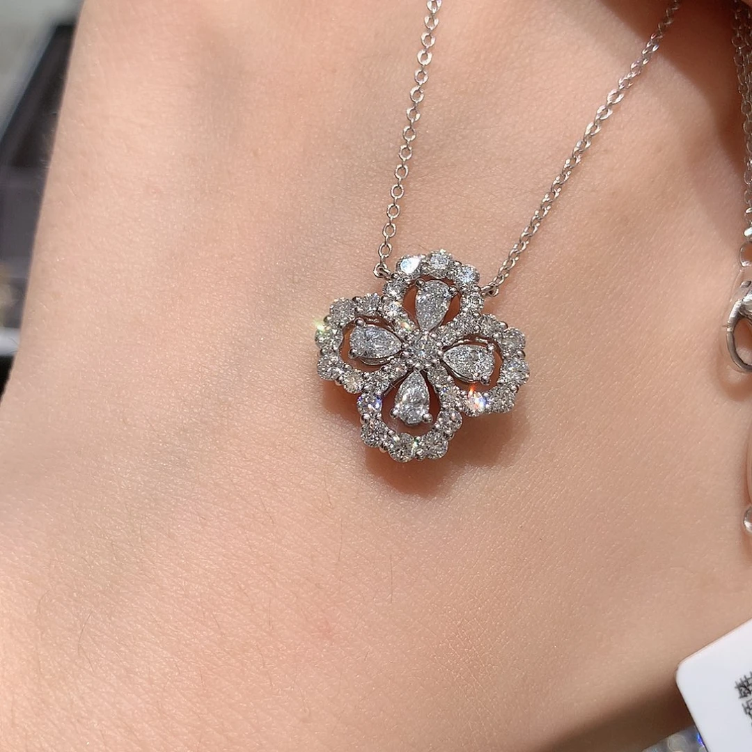 i***n铂Pt950镶嵌合成钻石原版龙虾扣