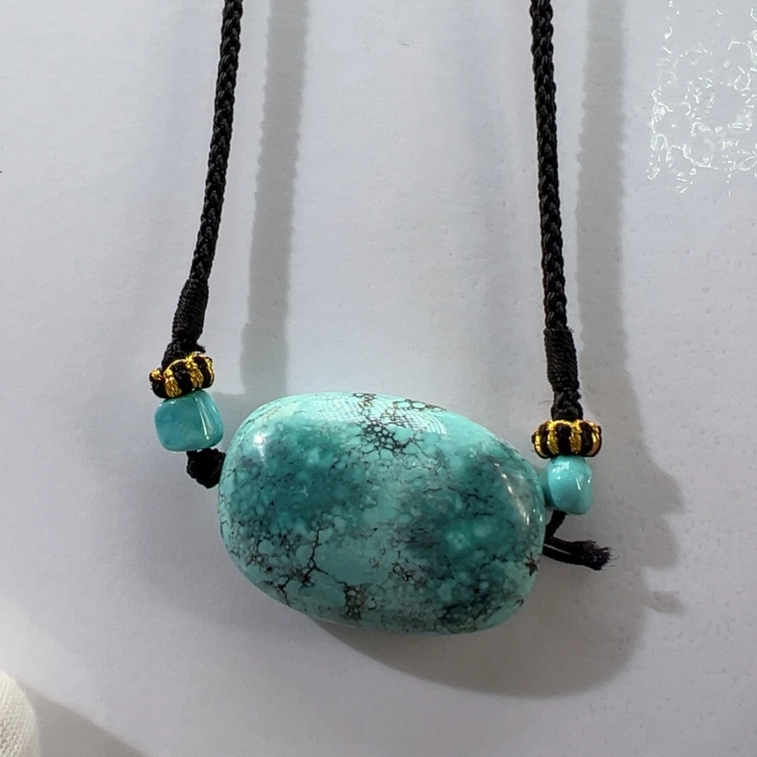 绿松石未镶嵌挂件