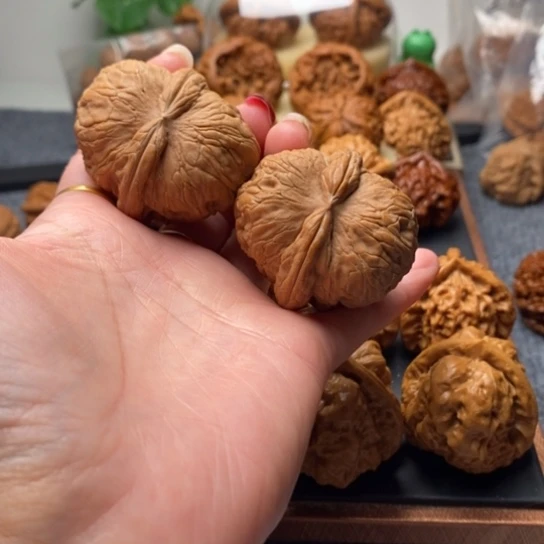 文玩核桃吊坠全品45元宝精配