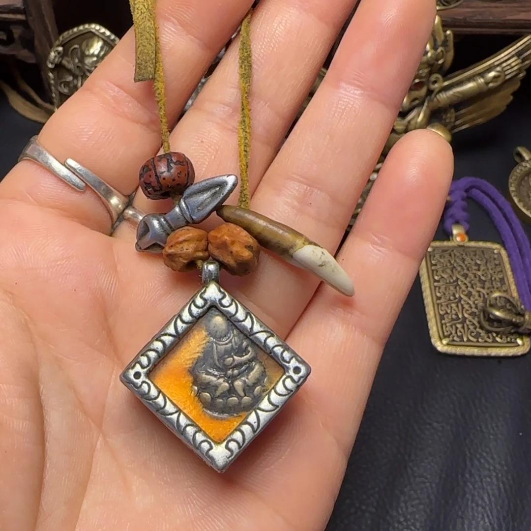 你***啊泥塑藏传牌子……藏传牌子