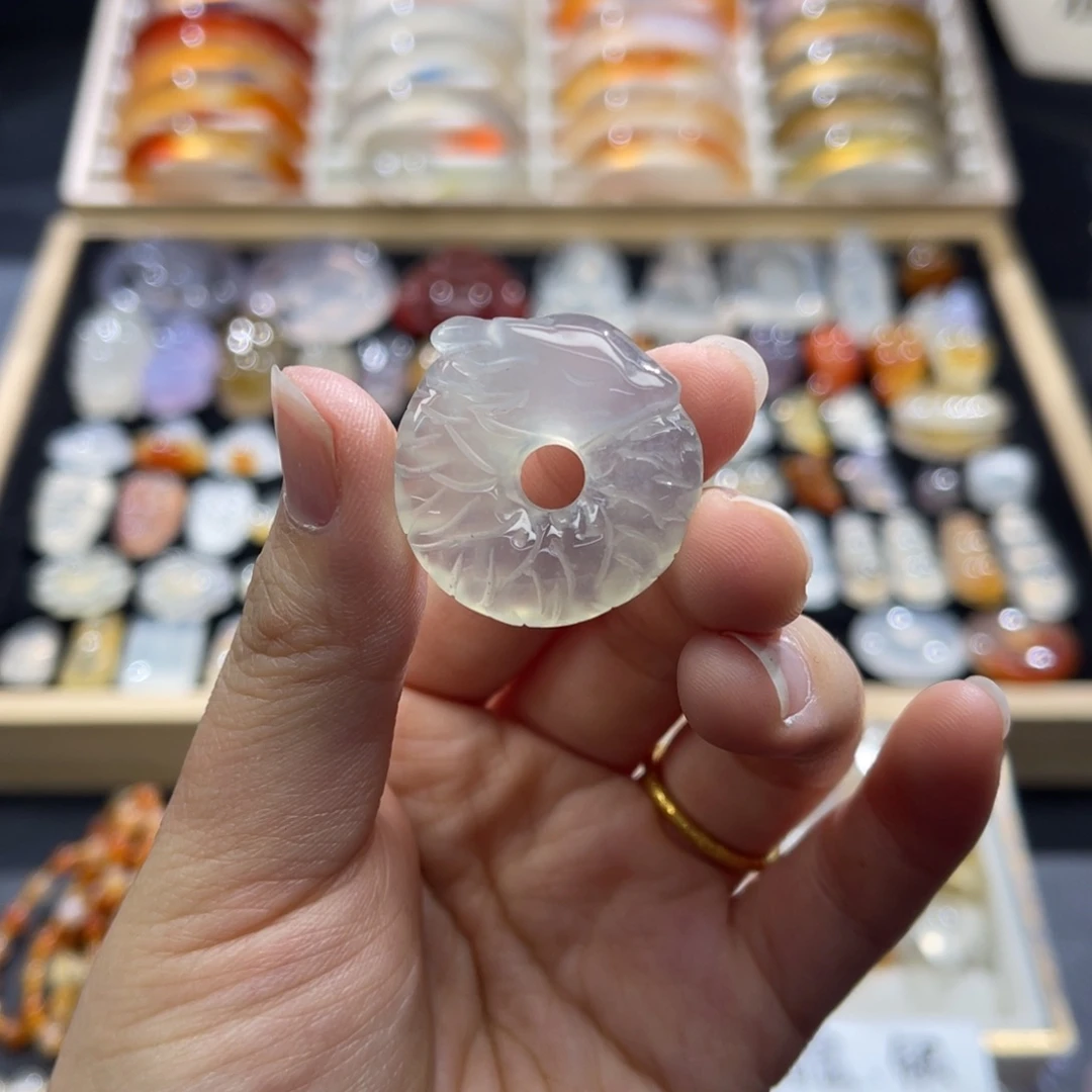 玛瑙/玉髓未镶嵌颈饰