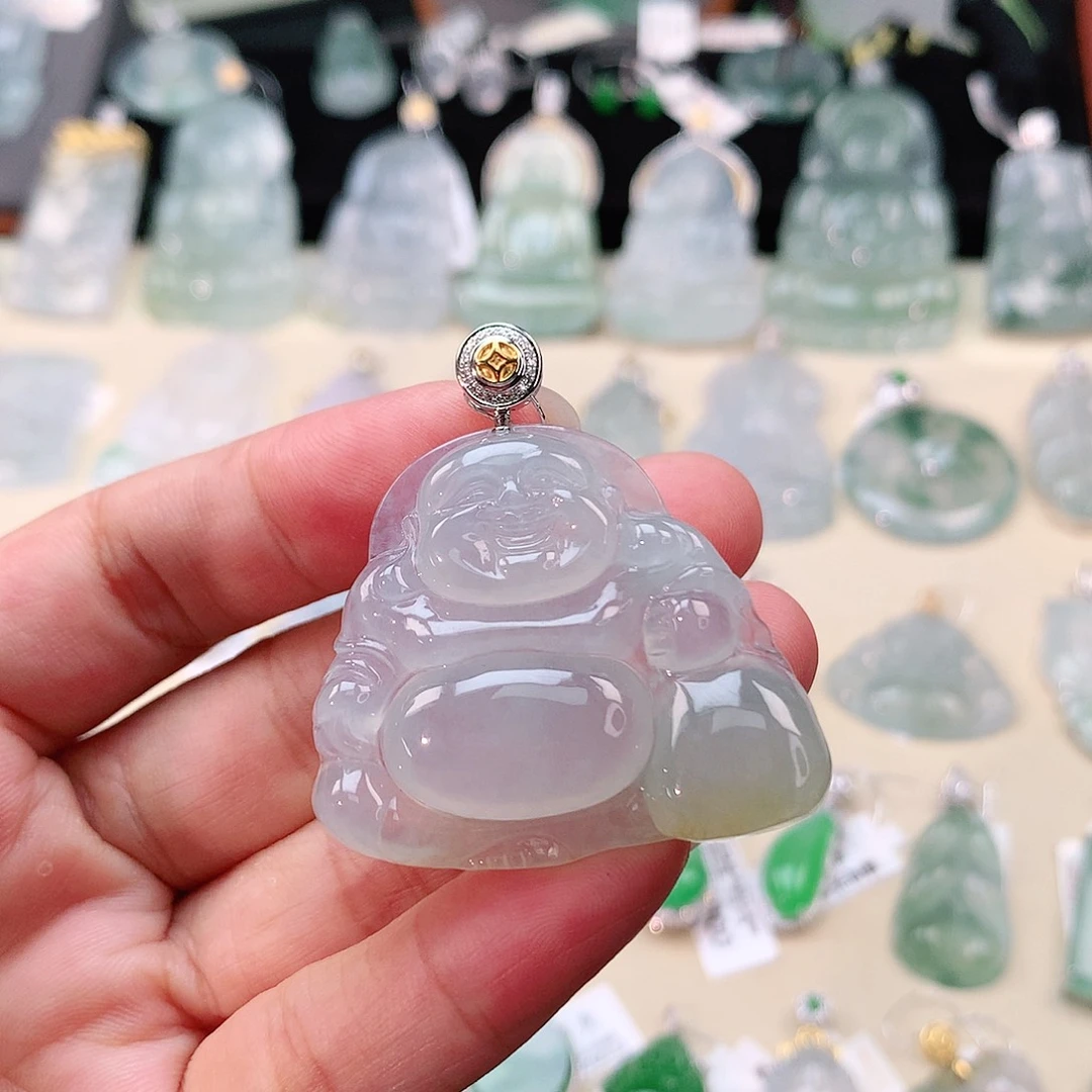 翡翠18K金镶嵌颈饰布袋佛