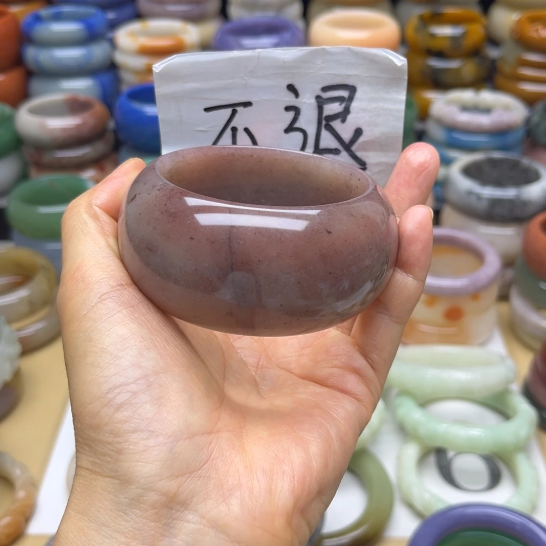 石英质玉未镶嵌手镯