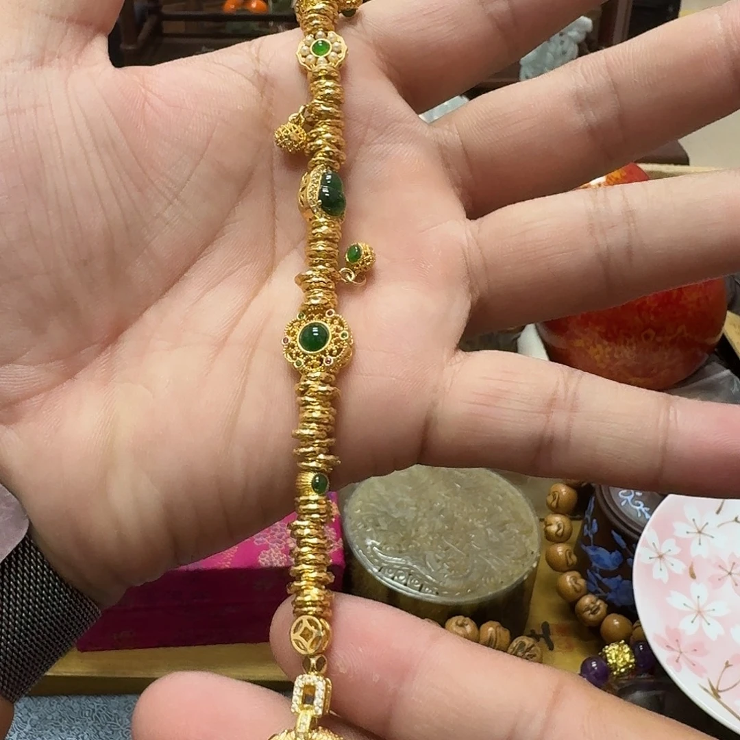 瓷片瓷器瓷器比爬上拍哈啥人
