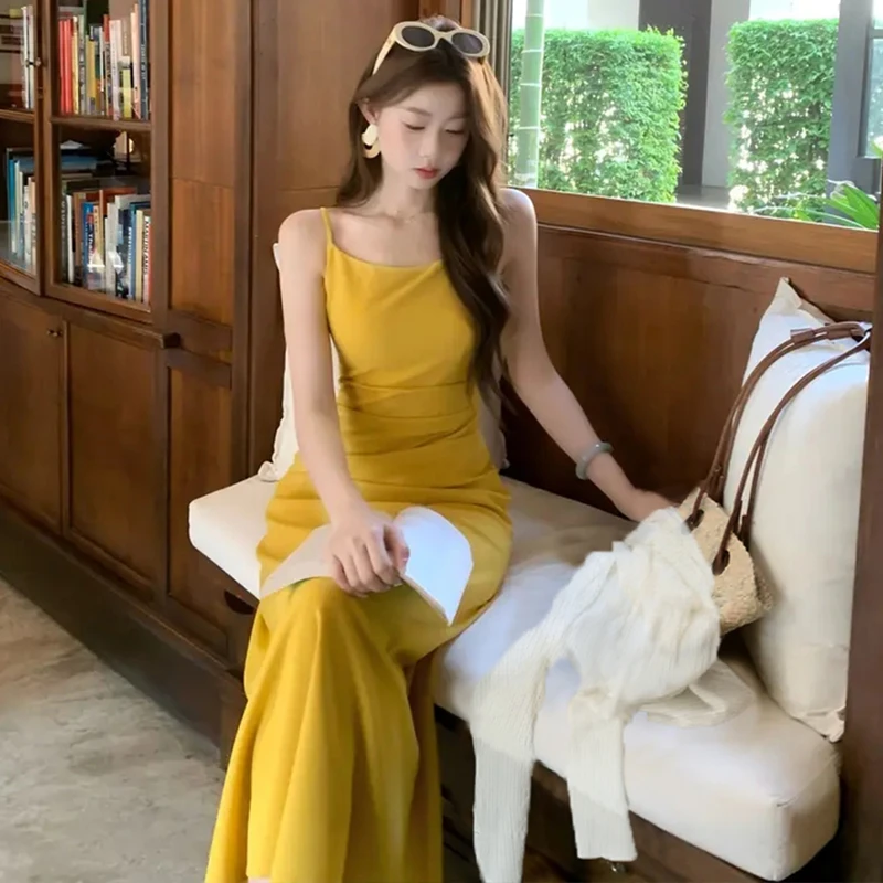 【周周】【两件套】法式复古松弛显自吊带连衣裙显瘦气质女人D1225