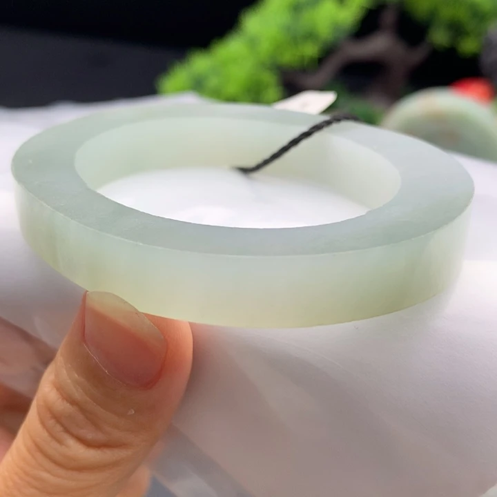 定制翡翠正未镶嵌