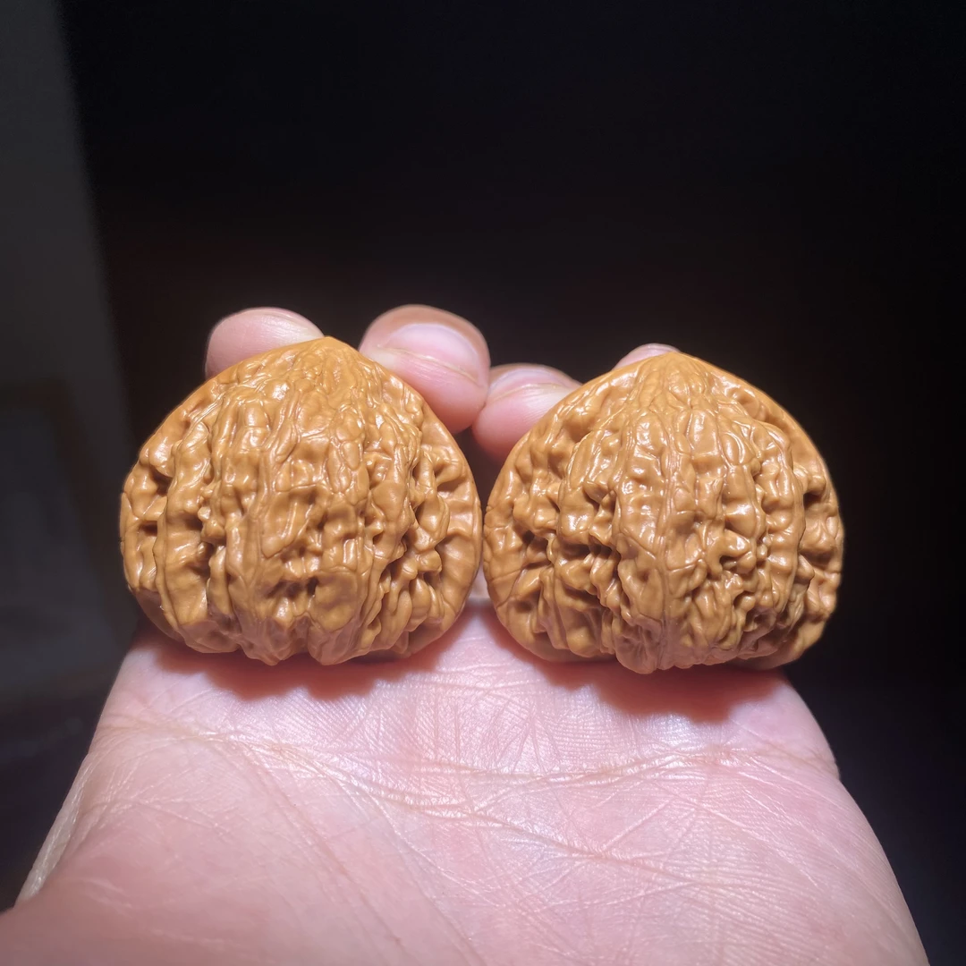 575号39尺寸虎头王文玩核桃一物一图打好底文玩