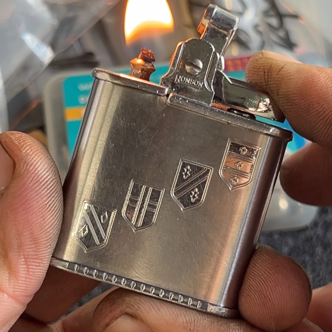 古董煤油打火机-朗森磕头