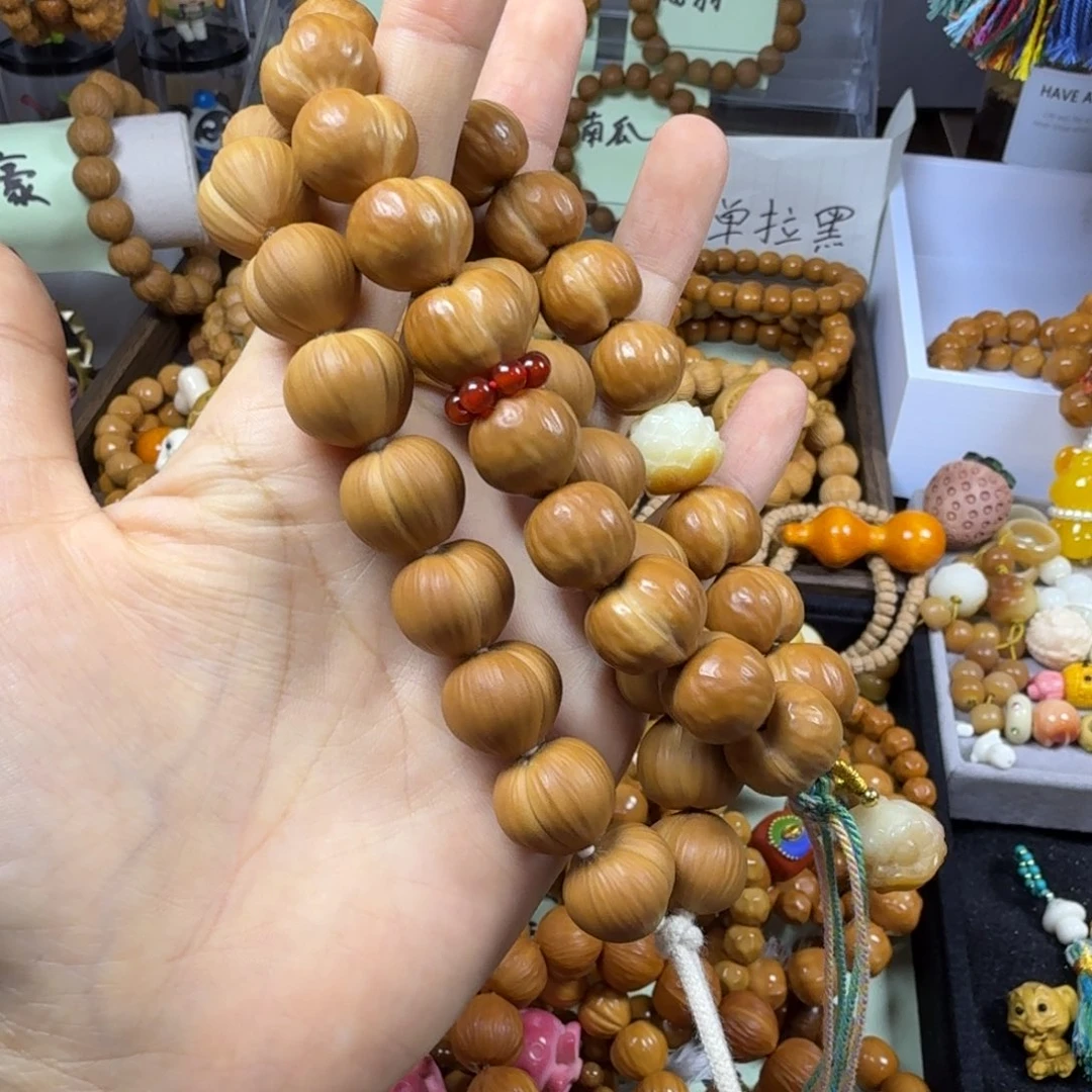 吊坠猴头核桃手持大屁桃